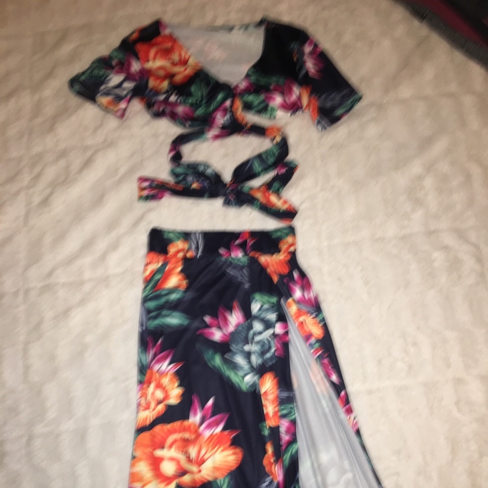 hawaiian set